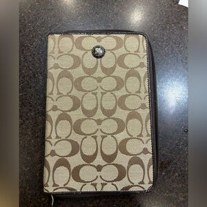 Vintage Coach E-Reader Zip Case - Classic Brown Print To Fit 7 1/2" x 5"